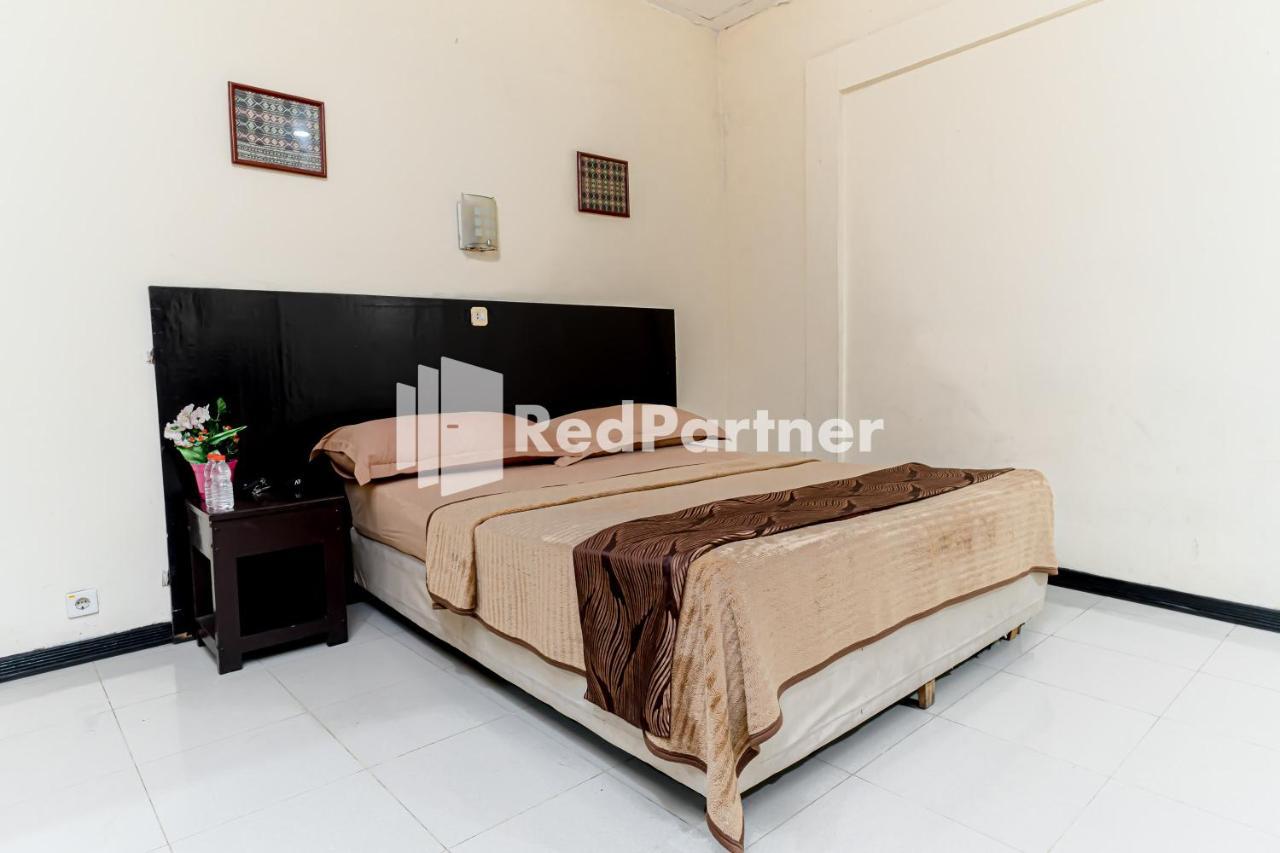Cherry Pink Hotel Medan Mitra Reddoorz Eksteriør billede