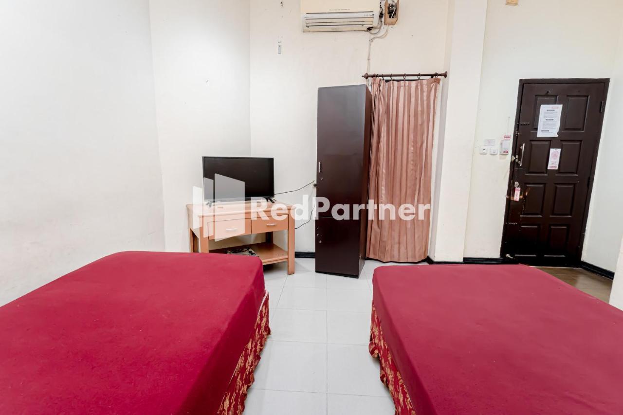 Cherry Pink Hotel Medan Mitra Reddoorz Eksteriør billede