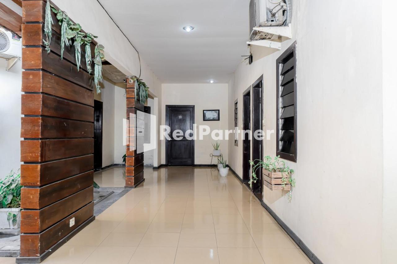 Cherry Pink Hotel Medan Mitra Reddoorz Eksteriør billede