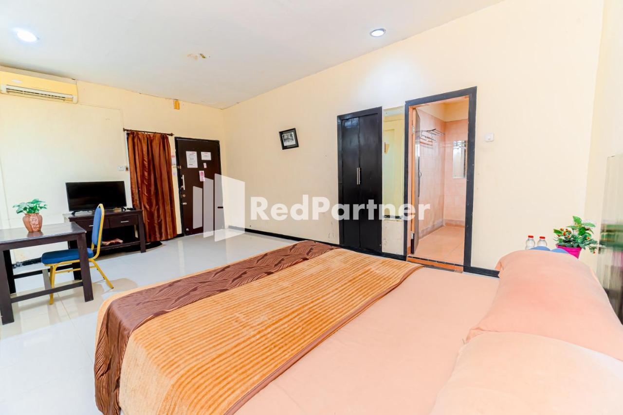 Cherry Pink Hotel Medan Mitra Reddoorz Eksteriør billede