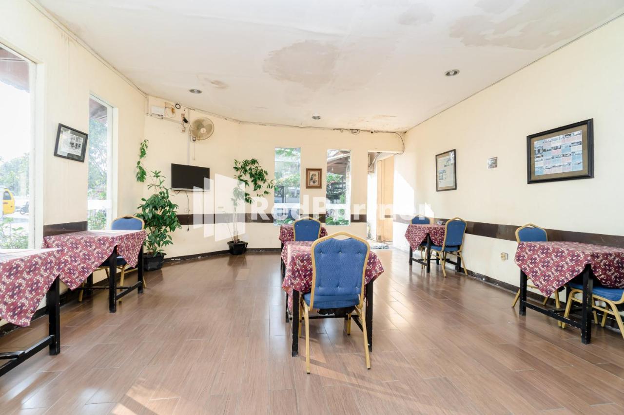 Cherry Pink Hotel Medan Mitra Reddoorz Eksteriør billede