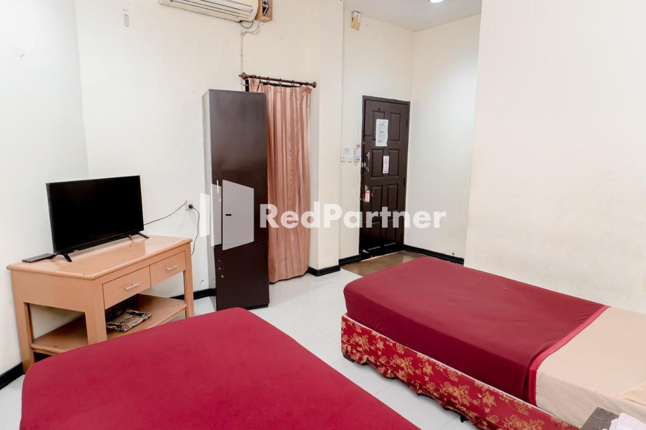 Cherry Pink Hotel Medan Mitra Reddoorz Eksteriør billede